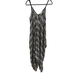 Black and White patterned wide leg v neck romper